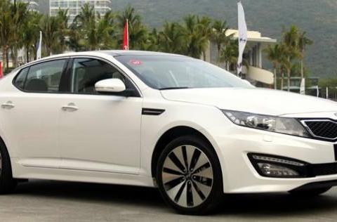 这款车推新款K5，外观大幅调整，油耗仅3.6L谁与争锋，必看！