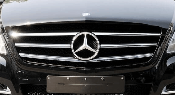 同样是7座MPV, 国产车价格不到十万, 但这款车卖到了60万