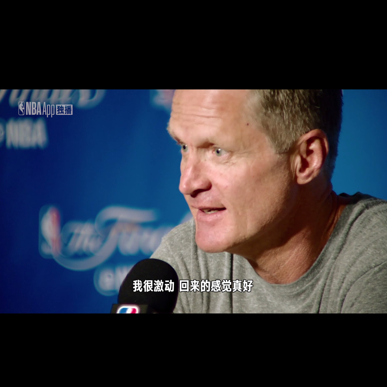 明天上午11:30勇士将对阵快船。目前勇士战绩