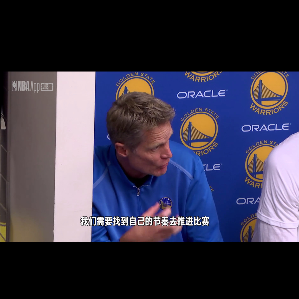 明天上午11:30勇士将对阵快船。目前勇士战绩