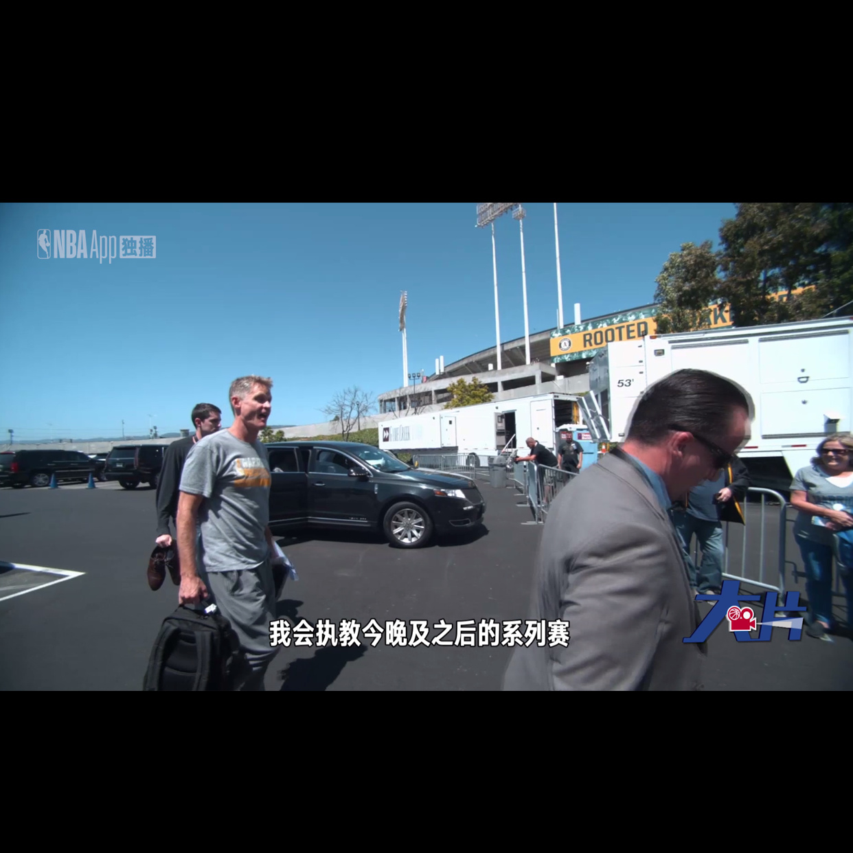 明天上午11:30勇士将对阵快船。目前勇士战绩