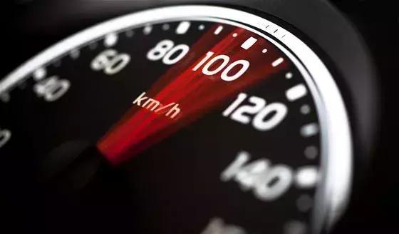 百公里加速只要6秒，这五款性能车动力猛+价格低！