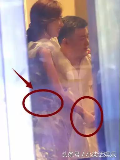 细数娱乐圈被揩油的女明星：杨幂被袭胸，章子怡被撩阴，柳岩好可怜