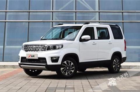 辣眼！重庆汽车消费展一大波新车让你看个够！