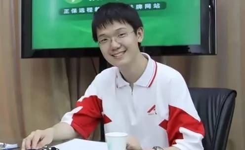 当年北京市的高考状元被美国11所高校拒绝,7年