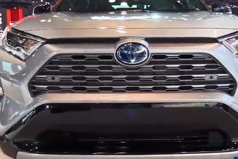 2019年最火的整容SUV！配两驱混动仅18万起，CRV和途观无力招架