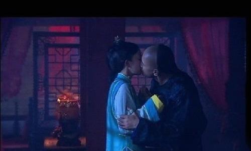 杨幂吻过的38个男人中, 个个深情投入, 只有他