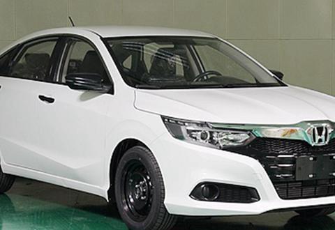 本田终于爆发 换代凌派实车现身，好似小号雅阁，配1.0T血拼英朗