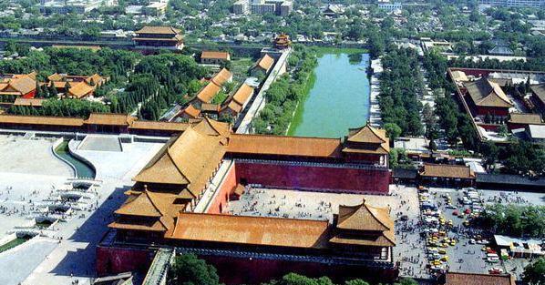 在紫禁城中这的个门, 只能这三种人走, 尽显皇家