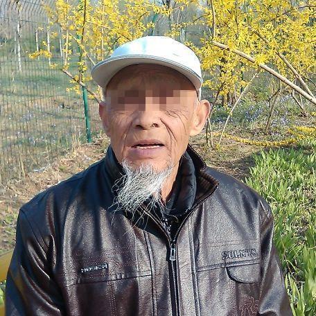 教书先生捡幼狼照顾, 幼狼长大不告而别, 突发一