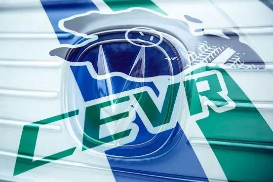 鏖战环青海湖挑战赛，逸动EV460何以笑傲群雄？