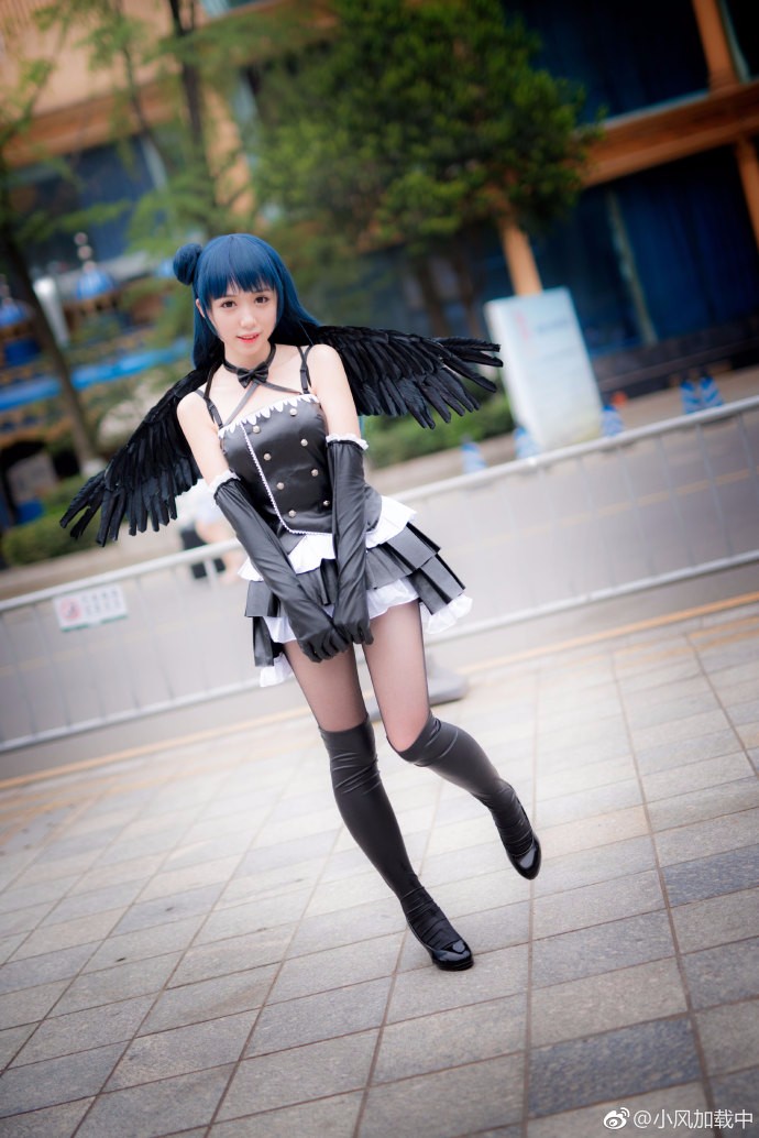 曀曀其阴,虺虺其雷,寤言不寐,愿言则怀