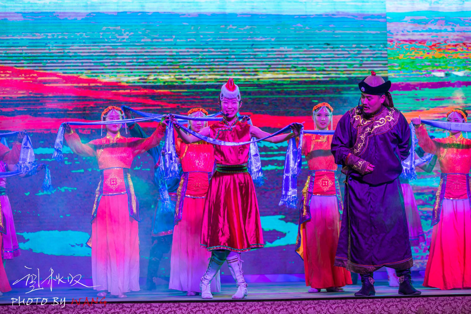 蒙古姑娘简谱_蒙古姑娘恩克巴雅尔词曲乌兰图雅歌谱简谱