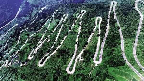 市区热死人!还好重庆有1000米海拔以上的高山