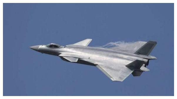 中国一项彻底超越歼20的高科技,完全领先美国