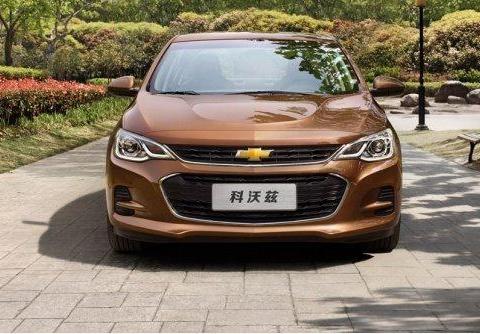 这车号称是“家用王”！性能不输轩逸，油耗4毛仅8万起，帝豪慌了