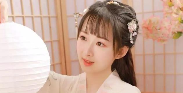 25句赞美女子的古诗词,绝美!(记得说给女朋友听