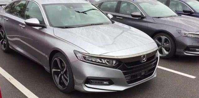 国内首批10代本田雅阁下线,颜值不输宝马,油耗