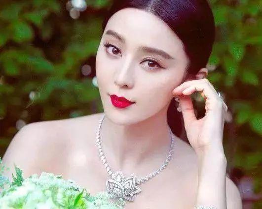 最受人喜爱的五种眼型？杨幂的桃花眼排名第二