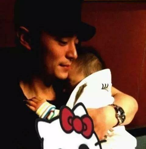 2岁女儿太美,霍建华都被迷出了强迫症!网友:妥