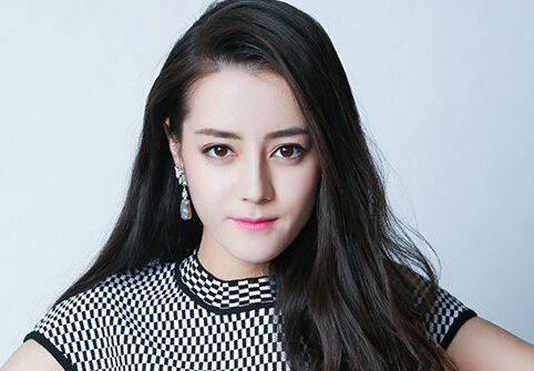 三世十里桃花》在香港收视率惨淡,迪丽热巴被