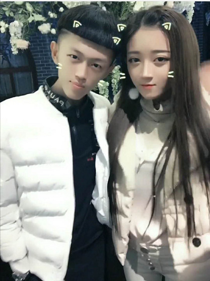 快手一姐易主,相差1000w粉的太阳女神后者居