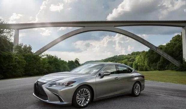 改变,从雷克萨斯ES开始?