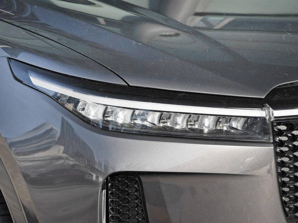 理想智造ONE已亮相,6.5秒破百百公里油耗5L,