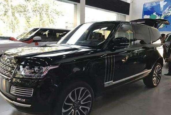 388万提路虎揽胜顶配, 配双人椅, 可带女伴看日出或钓鱼