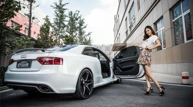 雷克萨斯吊打奥迪？RS5遭遇最强对手！