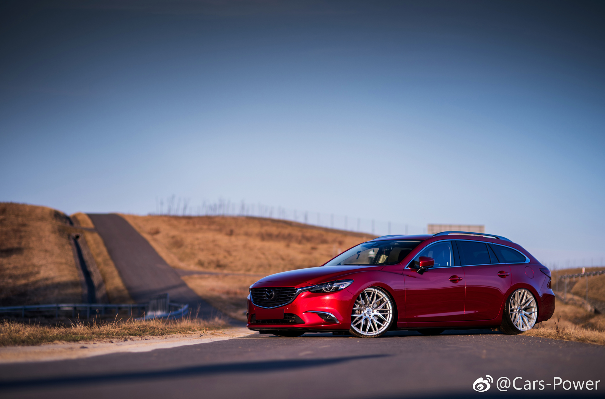 不务正业旅行车，马自达6 (阿特兹)