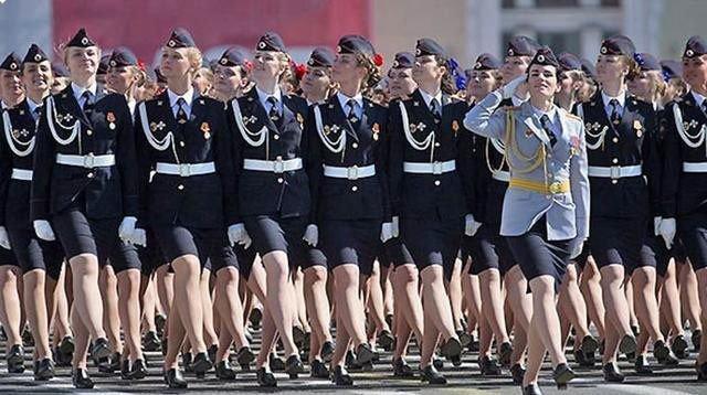 各国阅兵仪式对比,看完就知道还是中国最好看