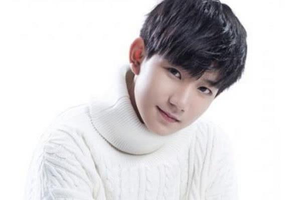 王源的高中, 王俊凯的高中, 易烊千玺的高中, 这