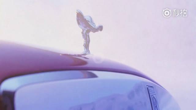 劳斯莱斯库里南视频，史上最贵SUV了解一下  ​