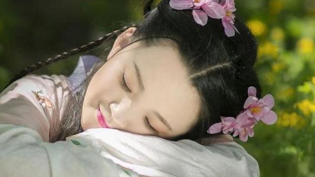 古代女子到了12岁，称为“金叉之年”，那“破瓜”是多少岁呢？