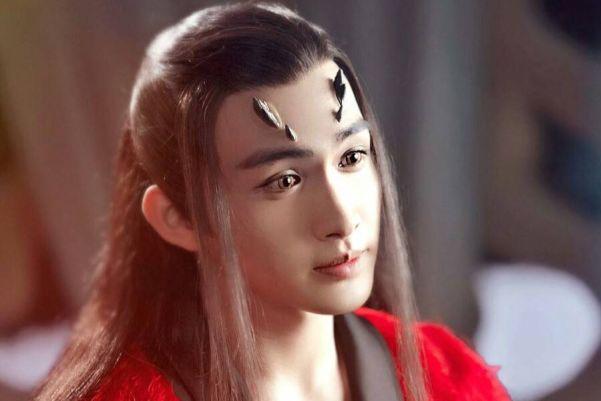 红衣古装美男大排名,邓伦颜值垫底,乔振宇数十年间无人能及