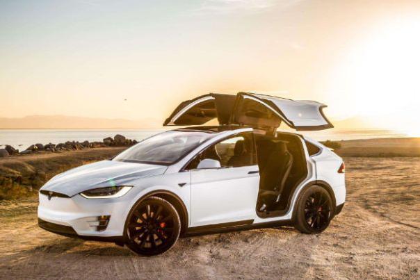 加速最快的几款SUV，开上它们别人永远只能仰望你的车屁股