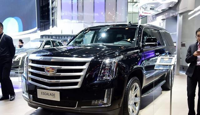 426马力拖近3吨车身, 美式巨无霸, 开揽胜太土豪这才是老板范