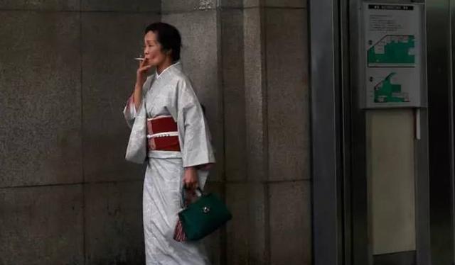 日本人抽烟却被称为世界上最长寿的国家!抽烟