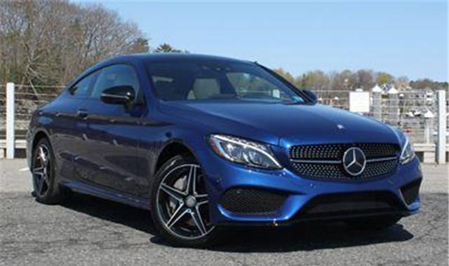 奔驰引以为傲的轿跑，内饰奢华无比，一个音响就价值11万！