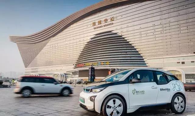 宝马集团正式将ReachNow共享汽车服务推向中国市场。