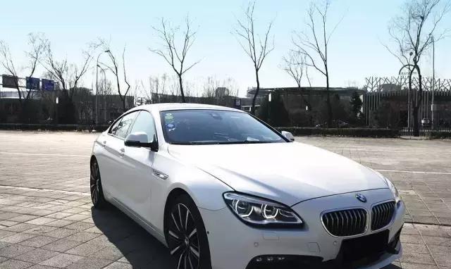 这车牛了标配四驱, 能上赛道, 4秒破百, 成为全新撩妹利器