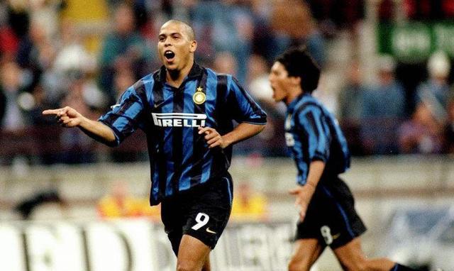 巴西足球跟阿根廷足球哪个历史地位更高?