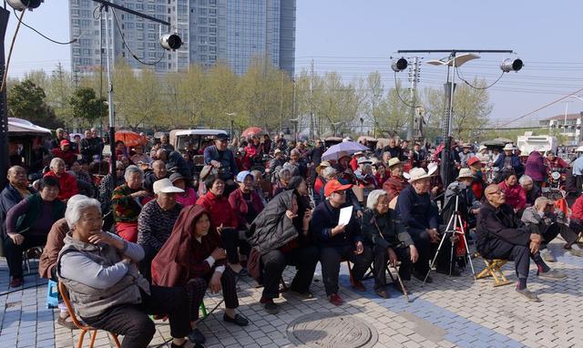 博爱县怀邦剧团直属剧团演出的传统怀梆戏“老少换”剧照图集