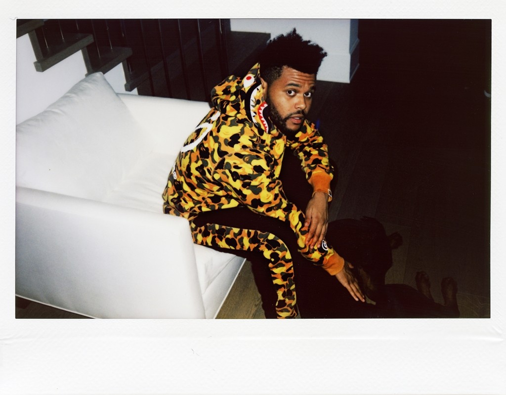 盆栽哥 the weeknd 亲自上身演绎,bape x xo 最新联名