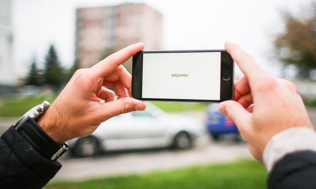 交警正要给你拍照贴罚单时,你还可以这样努力