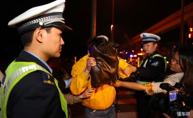 交警: 2018酒驾新规, 史上最严, 看你还敢酒驾?