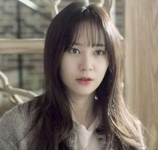 算命先生:这几个地方长痣的女人,天生凤凰命,越