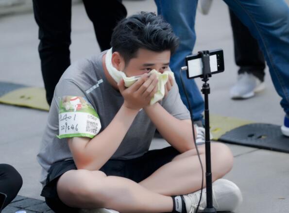 小佳一句话的短视频广告费500万 主播广告费堪