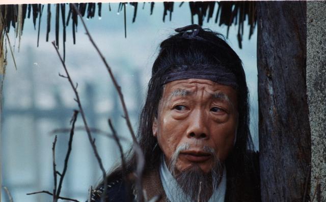 正文 他叫午马,祖籍天津,1959年,随父母移居到香港,之后午马进入邵氏